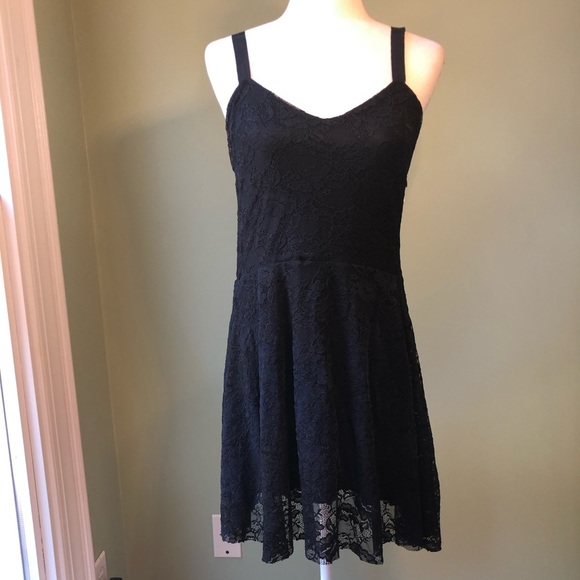 Free People Dresses & Skirts - Free People Black Lace Spaghetti Strap Mini Dress - Size Small